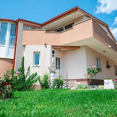 Nadalina Apartment Kaštel Stari Eksteriør bilde