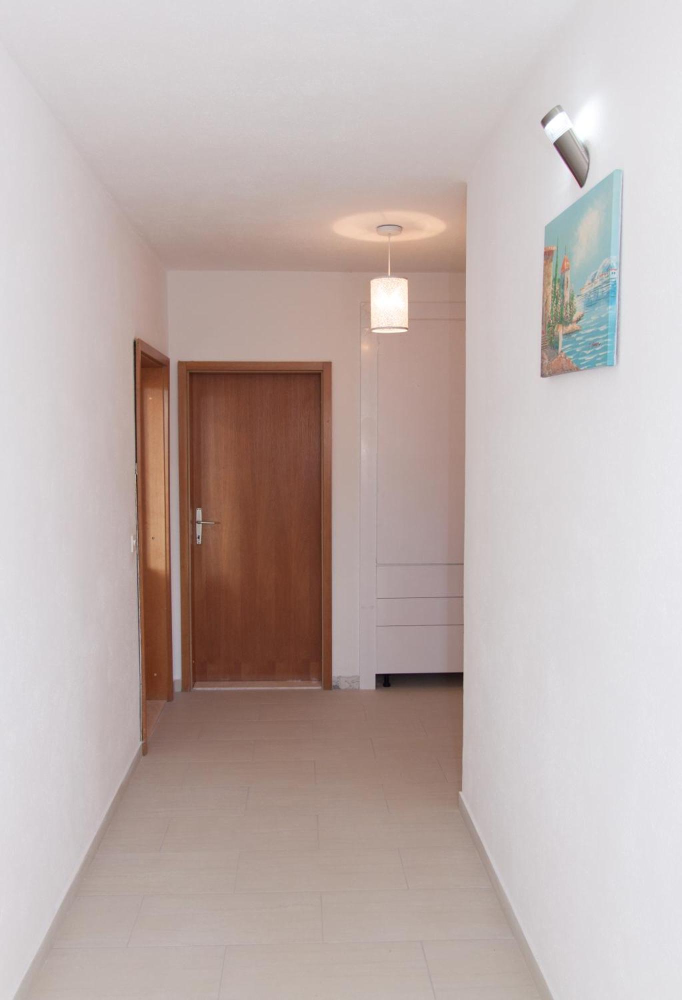 Nadalina Apartment Kaštel Stari Eksteriør bilde