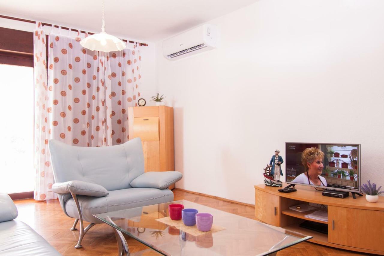 Nadalina Apartment Kaštel Stari Eksteriør bilde